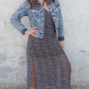 Black Floral V-Neck Midi Dress